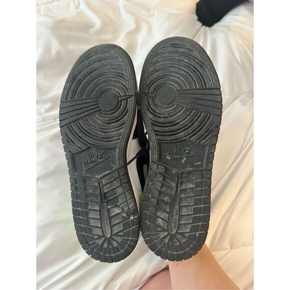 Nike Kid's Boy's Jordan 1 Mid GS Pastel Sneaker Shoes White Green Size 5.5Y - Picture 5 of 12